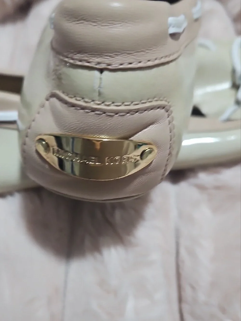 MICHAEL Michael Kors Cream and Beige Bow Tie Moccasin Loafers